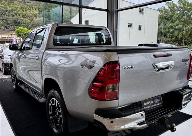 AutoPlus Ford Jaraguá do Sul - TOYOTA - HILUX - 2.8 D-4D TURBO CD SRV 4X4 AUTOMÁTICO - Foto 6