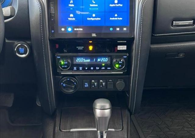 AutoPlus Ford Lages - TOYOTA - HILUX SW4 - 2.8 D-4D TURBO SRX 7L 4X4 AUTOMÁTICO - Foto 8