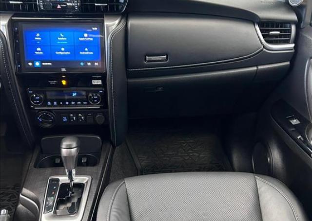 AutoPlus Ford Lages - TOYOTA - HILUX SW4 - 2.8 D-4D TURBO SRX 7L 4X4 AUTOMÁTICO - Foto 14