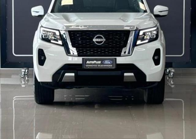 AutoPlus Ford Lages - NISSAN - FRONTIER - 2.3 16V TURBO XE CD 4X4 AUTOMÁTICO - Foto 3