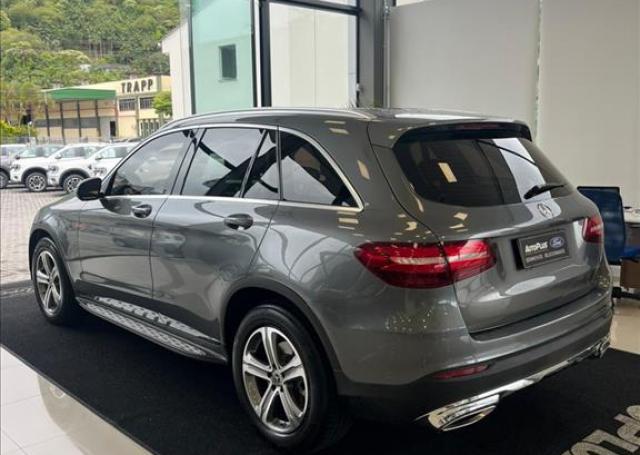 AutoPlus Ford Jaraguá do Sul - MERCEDES-BENZ - GLC 250 - 2.0 16V CGI SPORT 4MATIC 9G-TRONIC - Foto 4