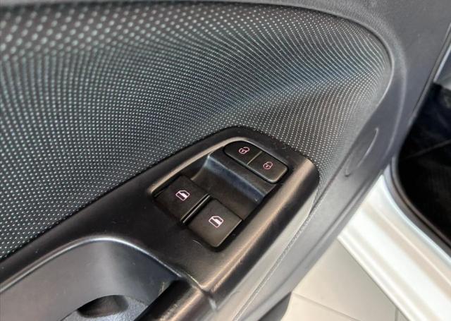 Maxicar Fiat Mafra - VOLKSWAGEN - GOL - 1.0 12V MPI TOTALFLEX MANUAL - Foto 9