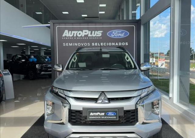 AutoPlus Ford Concórdia - MITSUBISHI - L200 TRITON - 2.4 16V TURBO SPORT HPE CD 4X4 AUTOMÁTICO - Foto 2