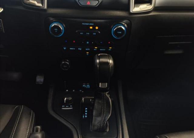 AutoPlus Ford Joaçaba - FORD - RANGER - 3.2 XLT 4X4 CD 20V AUTOMÁTICO - Foto 17