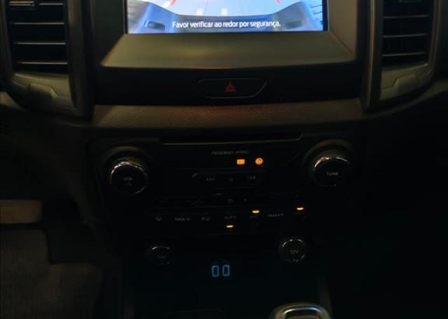 AutoPlus Ford Joaçaba - FORD - RANGER - 3.2 STORM 4X4 CD 20V AUTOMÁTICO - Foto 16