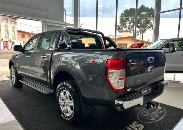 AutoPlus Ford Caçador - FORD - RANGER - 3.2 XLT 4X4 CD 20V AUTOMÁTICO - Foto 4