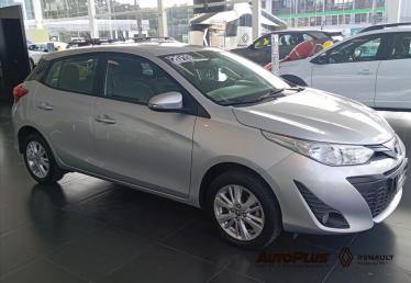 TOYOTA YARIS 1.3 16V XL MULTIDRIVE - Flex 4 Portas PRATA