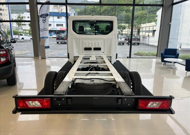 AutoPlus Ford Jaraguá do Sul - FORD - TRANSIT - 2.0 ECOBLUE CHASSIS L4H1 350E MANUAL - Foto 5