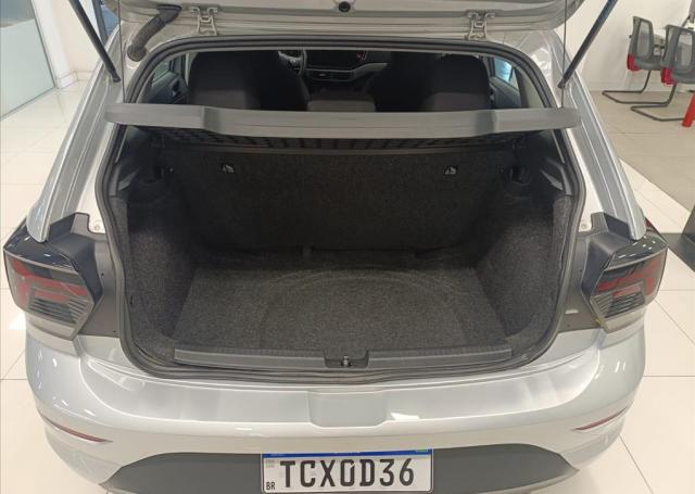 Rivel Fiat Blumenau - VOLKSWAGEN - POLO - 1.0 MPI TRACK MANUAL - Foto 12