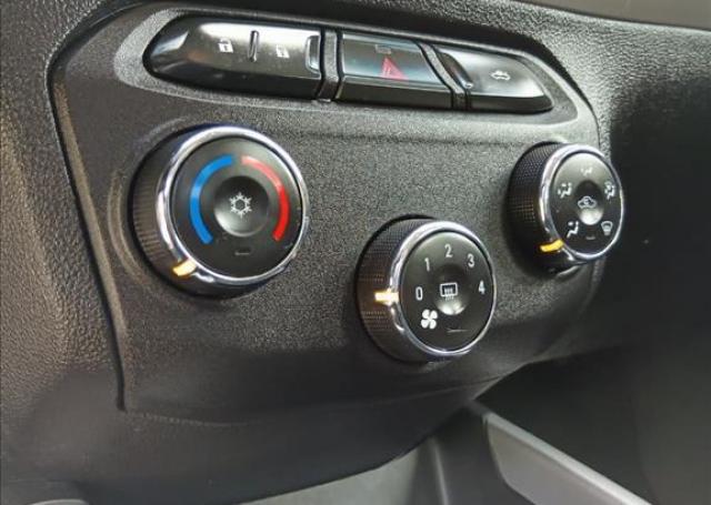 AutoShow Chevrolet Joaçaba - CHEVROLET - ONIX - 1.4 MPFI LT 8V MANUAL - Foto 13