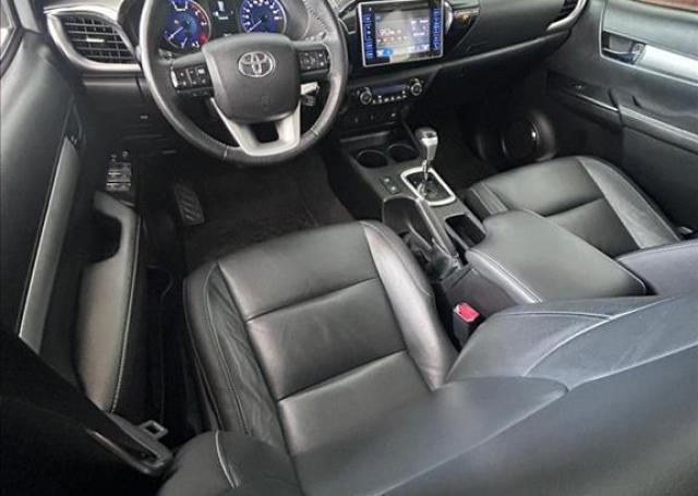 AutoPlus Ford Lages - TOYOTA - HILUX - 2.8 SRV 4X4 CD 16V AUTOMÁTICO - Foto 17