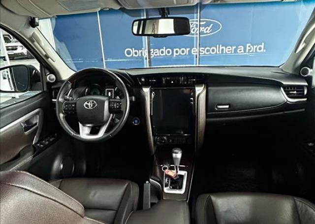 AutoPlus Ford Blumenau - TOYOTA - HILUX SW4 - 2.8 SRX 4X4 16V TURBO INTERCOOLER AUTOMÁTICO - Foto 11