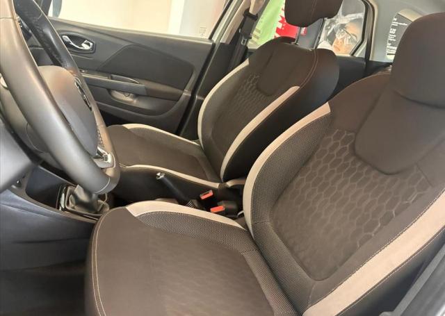 Maxicar Fiat Mafra - RENAULT - CAPTUR - 1.6 16V SCE ZEN MANUAL - Foto 6