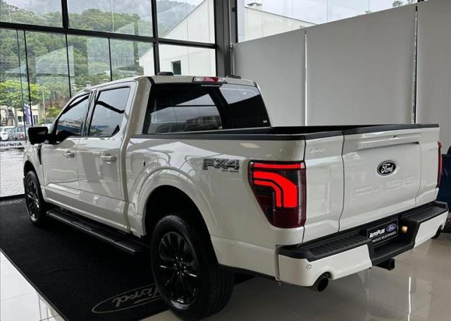 AutoPlus Ford Joaçaba - FORD - F-150 - 5.0 V8 CD LARIAT BLACK FX4 AUTOMÁTICO - Foto 7