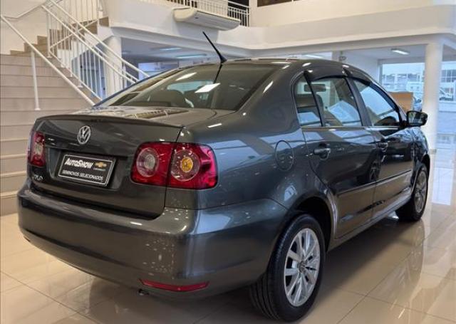 AutoShow Chevrolet Mafra - VOLKSWAGEN - POLO SEDAN - 1.6 MI 8V MANUAL - Foto 4