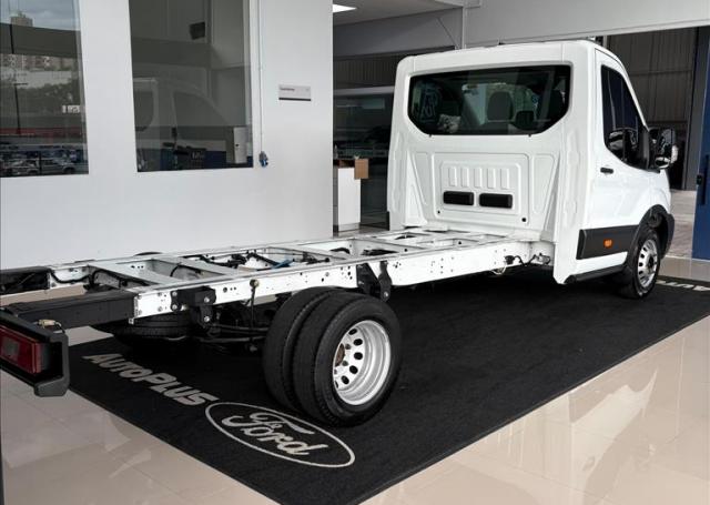 AutoPlus Ford Blumenau - FORD - TRANSIT - 2.0 ECOBLUE CHASSIS L4H1 350E MANUAL - Foto 4