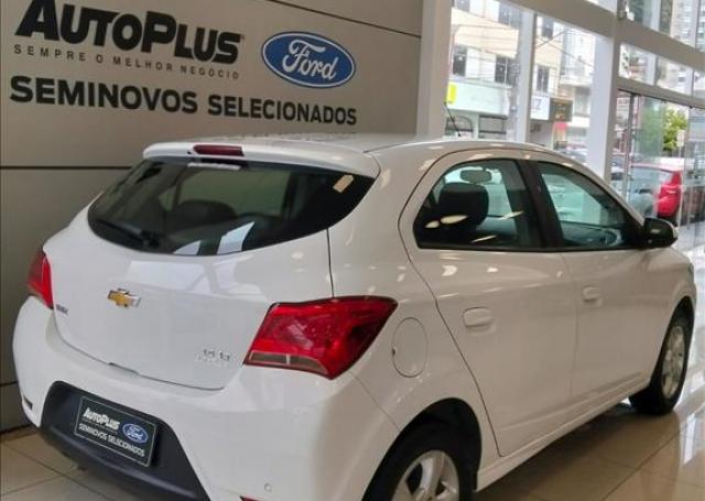 AutoPlus Ford Joaçaba - CHEVROLET - ONIX - 1.4 MPFI LT 8V MANUAL - Foto 5