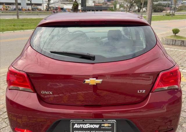 AutoShow Chevrolet Mafra - CHEVROLET - ONIX - 1.4 MPFI LTZ 8V AUTOMÁTICO - Foto 5