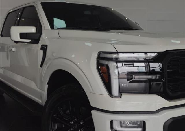 AutoPlus Ford Mafra - FORD - F-150 - 5.0 V8 CD LARIAT BLACK FX4 AUTOMÁTICO - Foto 2