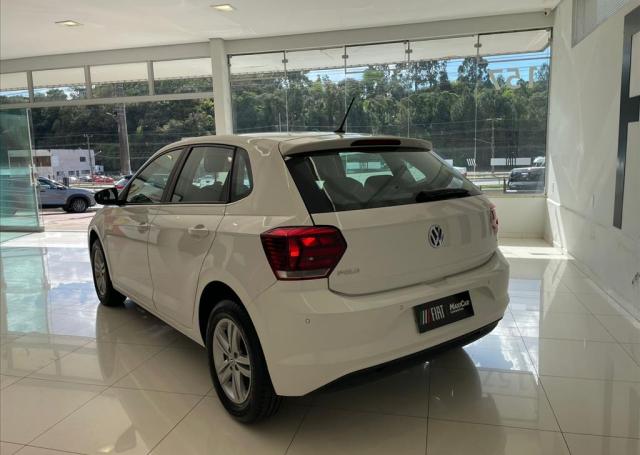 Maxicar Fiat Mafra - VOLKSWAGEN - POLO - 1.0 MPI TOTAL MANUAL - Foto 2