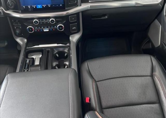 AutoPlus Ford Lages - FORD - F-150 - 5.0 V8 CD LARIAT FX4 AUTOMÁTICO - Foto 17