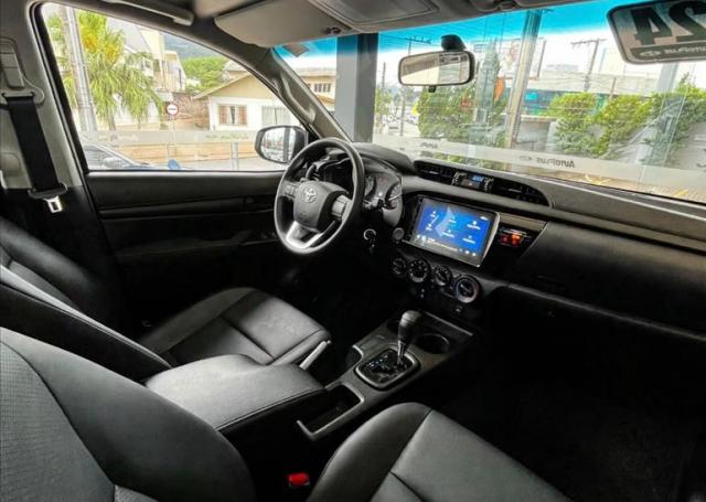 Autoplus Ford Rio do Sul - TOYOTA - HILUX - 2.8 D-4D TURBO CD POWER PACK 4X4 AUTOMÁTICO - Foto 10