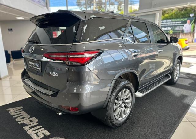 AutoPlus Ford Caçador - TOYOTA - HILUX SW4 - 2.8 D-4D TURBO SRX 4X4 AUTOMÁTICO - Foto 6